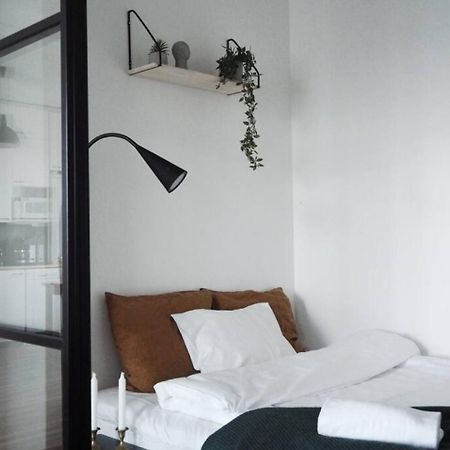 "Hatanpaeae" - Renovated 1Br Apartment In Historical Building & Central Location Tampere Buitenkant foto